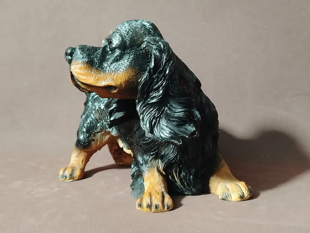 PERRO GRANDE EN RESINA