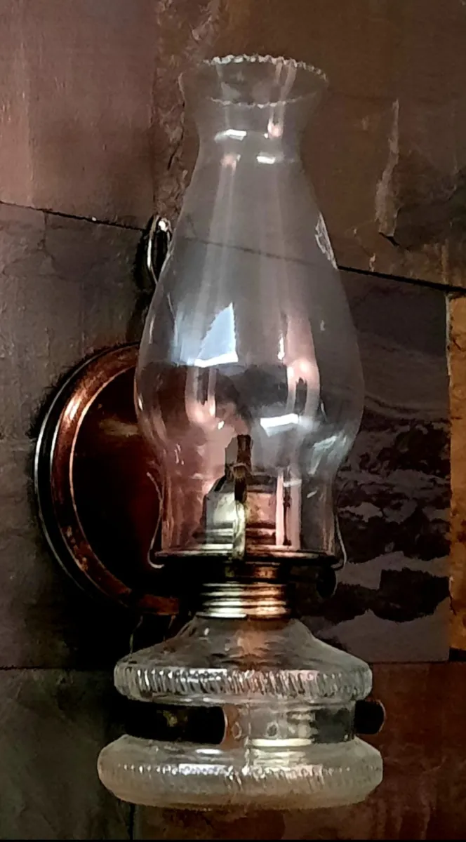 Lámpara de cristal de aceite en perfecto estado